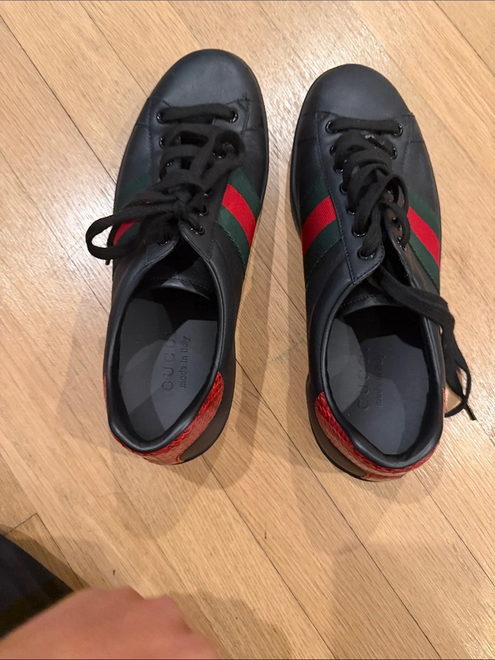 Gucci Black Leather Sneakers men’s 8 women’s 9.5 Runs big